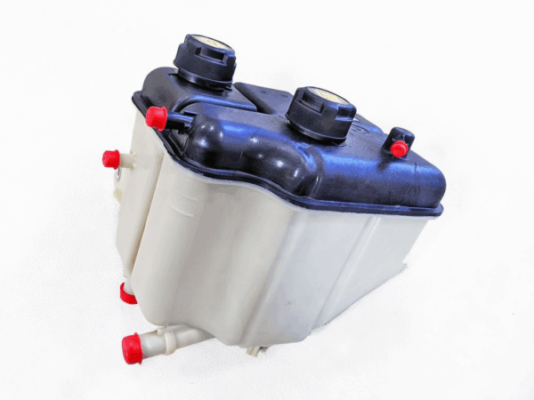 EXPANSION TANK ASSEMBLY